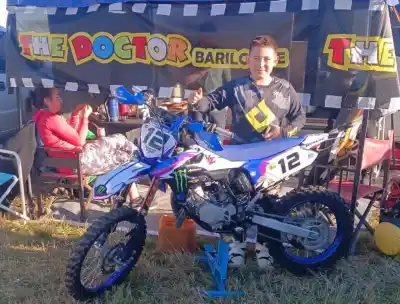 El pibe de 13 años que gana en el MX del Sur y ahora necesita una mano para no bajarse