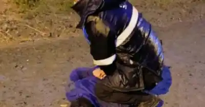 Le tiró piedras a la casa de su vecino, entró a la fuerza y terminó tras las rejas