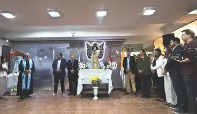 La Virgen del Valle entró a la Legislatura y el palacio se vistió de fiesta