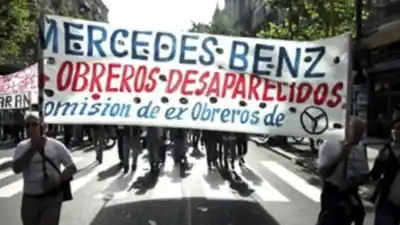El día que un gerente llamó a su oficina a un obrero y la historia terminó en un camión del Ejército