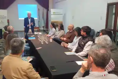 Entre Ríos tiene los pozos, el agua y hasta la plata: qué frena el riego que puede cambiar los rindes