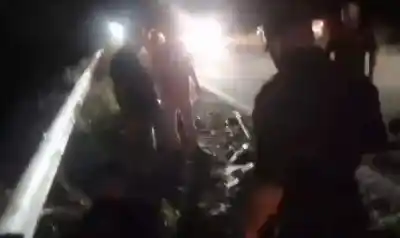 Un camión y una moto chocaron en la ruta 34: quiénes iban arriba del rodado menor