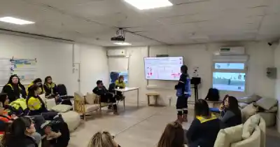 Mineras de Santa Cruz pusieron sobre la mesa el reclamo que el Gobierno mantiene frenado