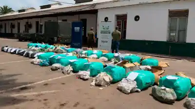 El colectivo que iba de Salta a Buenos Aires llevaba 33 bultos: adentro, la Justicia Federal encontró algo que pesó 657 kilos