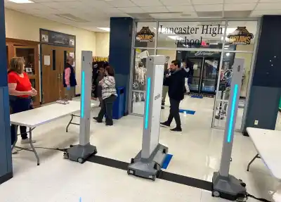 Escuelas refuerzan controles tras mensajes que generaron alarma: ¿Qué tecnología podría cambiar las reglas del juego?