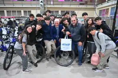 Villa Mercedes: 504 estudiantes se llevaron algo más que una bici y ahora depende de ellos