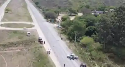 Ruta 9: una camioneta embistió a un peatón en el ingreso a Cobos