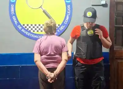 Tenía pedido de captura por drogas y la encontraron donde nadie la buscaba