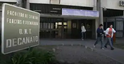 Un alumno pide que no oficialicen una candidatura estudiantil y abre una polémica sobre reelecciones