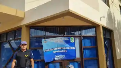 Dos detenidos en Las Lomitas: a uno lo delató la moto que manejaba