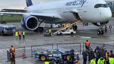 El TC copó el aeropuerto de Rosario y un avión gigante fue testigo del rugir del Camry