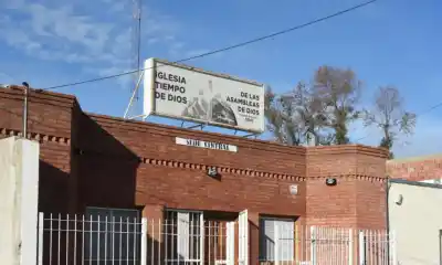 Duermen, se duchan y reciben contención: quiénes ocupan hoy el refugio para varones de Chubut