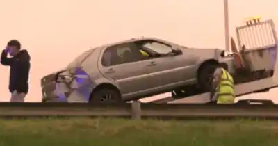 Un conductor perdió el control y lo que pasó después dejó el tránsito paralizado