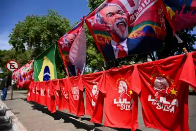 A tres días del balotaje, Lula logró lo que pocos esperaban y la elección quedó abierta
