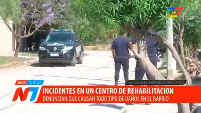 La Banda: ocho lo patearon por vender en la calle y el padre fue a buscarlos