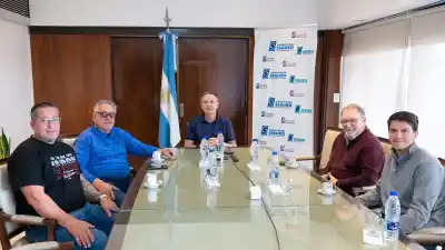 Vivas llevó a la CGT nacional el mapa de los cierres que golpean al cordón industrial