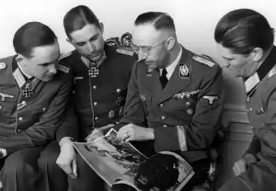 El nieto contó en clase que su abuelo era nazi y la escuela llamó al padre: la historia que nadie esperaba