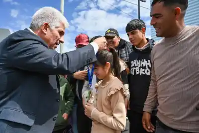 Poggi firma las llaves de 43 casas en apenas un día: dónde las entrega