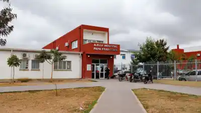 Entró a la guardia a pedir explicaciones, terminó con la mandíbula de una médica rota y se fue sin esposas