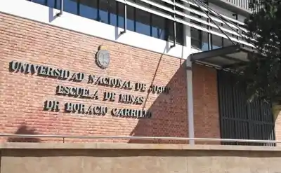 800 chicos quieren entrar a la Escuela de Minas y solo hay 102 bancos: la carrera que todos pelean
