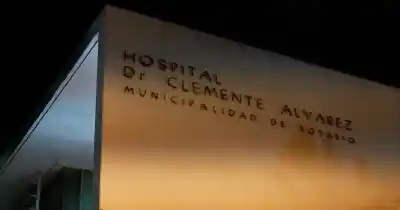 Tres jóvenes cayeron heridos en ataques a tiros: lo que encontraron en sus cuerpos dejó en alerta a los médicos