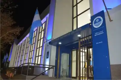 Los padres creían que la pelea seguía en Mendoza, pero la UNSJ movió una ficha clave
