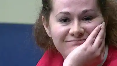 Le dieron dos inyecciones letales y sobrevivió: ahora Christa Pike puede hablar y caminar