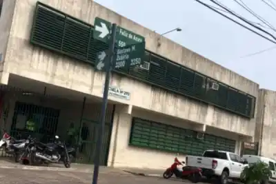 Cortaron la avenida Armenia y exigieron respuestas: la escuela del barrio Pujol que abrió sus puertas