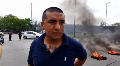 La Justicia le abrió la puerta de la celda a la madre de Thiago y la familia estalló frente a Ciudad Judicial