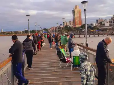 Se cayó la tarde de pesca con los abuelos en la costanera: la nueva fecha que ya circula