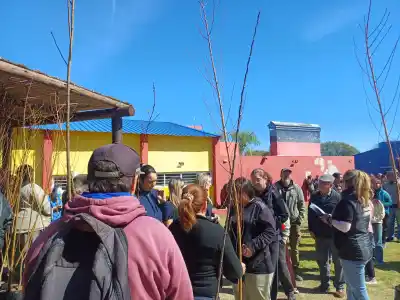 San Luis repartió 10.000 árboles frutales: en cuántas localidades llegó la ayuda