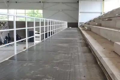 Merlo: la cancha cubierta suma butacas y un detalle clave para 1.900 personas