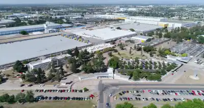 Córdoba: la planta que fabrica las pickups más caras de Stellantis para siete semanas