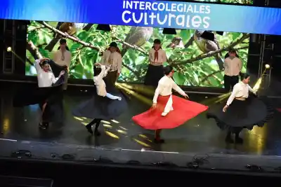 3 mil estudiantes suben a escena con San Luis como protagonista: qué historias se robaron los aplausos