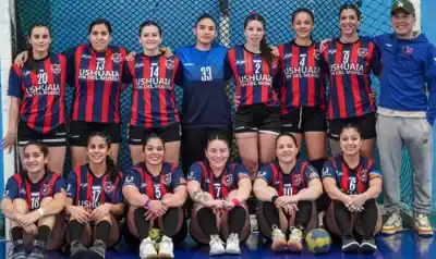 Cuervas juega dos veces el domingo y una goleadora ya sacó 33 de ventaja