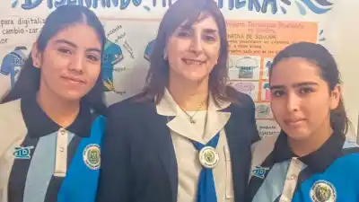 Chicos de La Banda diseñaron sus propias remeras con inteligencia artificial