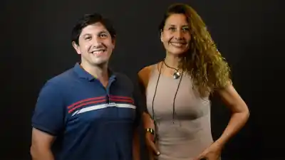 Un nuevo programa de radio promete algo que pocos medios se atreven a ofrecer
