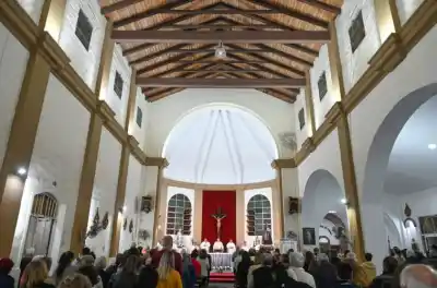 En la parroquia San Agustín ya no son "destinatarios de la solidaridad": quién los puso a mandar