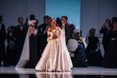 La ópera que inauguró el Teatro del Bicentenario volvió diez años después y agotó entradas