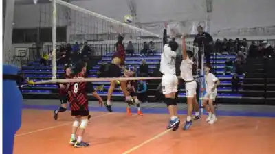 El Campeonato Nacional Sub14 viste de vóley a Monteros