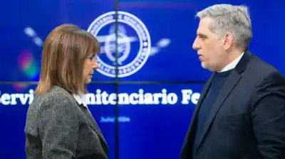 El funcionario más cercano a Bullrich presentó su renuncia y apuntó contra la Justicia porteña