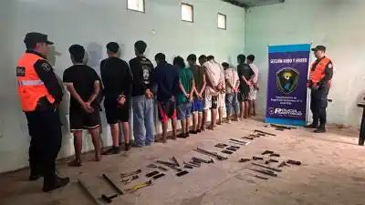 Allanaron 14 casas en cuatro barrios de La Banda: lo que apareció adentro sorprendió a la Policía