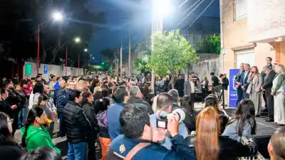 La calle Chaco estrenó sus nuevas luces: el número que dejó la intendente sobre la ciudad
