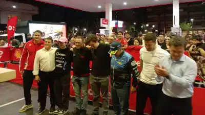 Rosario se rindió ante dos campeones del TC: el gesto que se llevaron los fans de Oroño