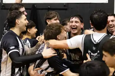 Cordero se puso la capa de héroe y Arroyo Seco festejó en su cancha