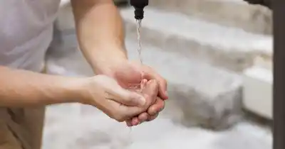 Cortan el agua en cuatro departamentos: el motivo está en el Dique Carrodilla
