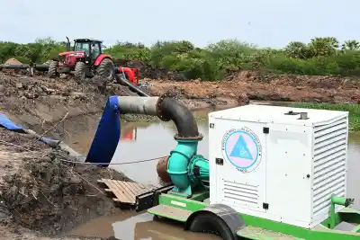 Resistencia: el canal 16 ya tiene su bypass y suman bombas para frenar al Paraná