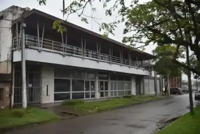 Compró un edificio para la Junta Electoral y la oposición le apuntó al método