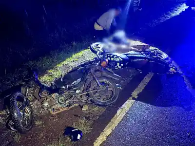 Dos motos, tres jóvenes y una avenida en Tobuna: uno de ellos no llegó a ser trasladado