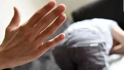 Los castigos que sufrió un niño de 13 años por una nota del colegio